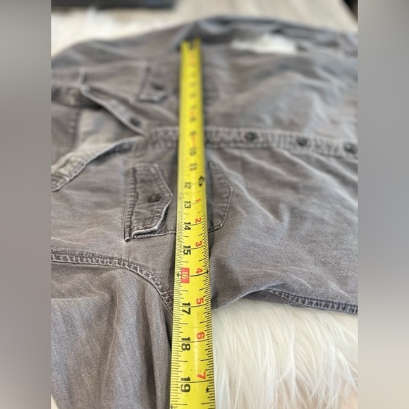 Banana Republic Grey Denim Shirt - size small - Picture 8 of 9